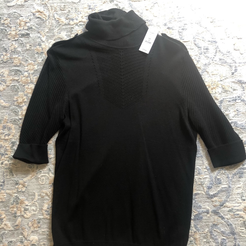 WHBM NWT Turtleneck Short Sleeve Sweater